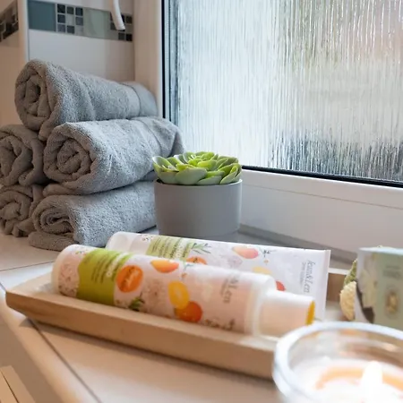 Апартаменты Zentrales - 73qm - 2 Sz - Terrasse - Bvb Stadion & Messe Дортмунд