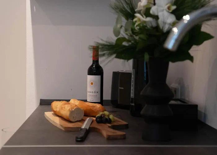 Zentrales Apartment - 73Qm - 2 Sz - Terrasse - Bvb Stadion & Messe Dortmund *